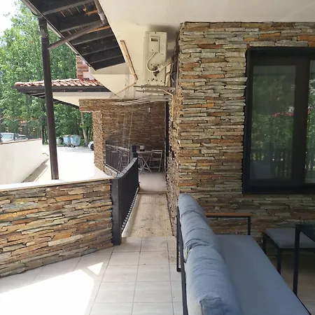 Apartment102 Paradise *